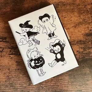 Vintage Halloween-Themed Metal Wallet